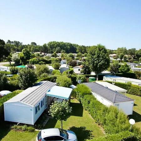 Fun Family - Les Charmettes 4* Les Mathes